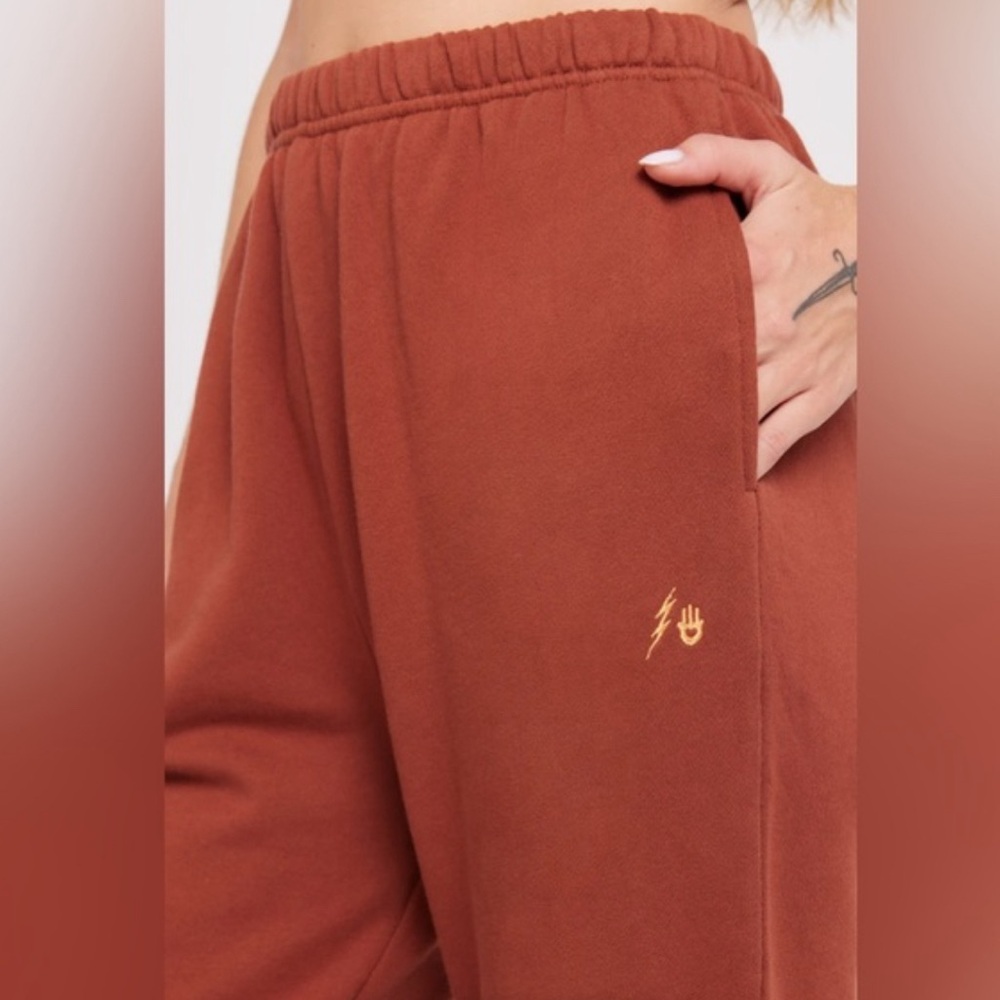 NWOT Spiritual Gangster KT x SG Warrior Sweatpant